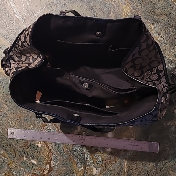 Coach Black and Gray Signature Shoulder Bag - Picture 3 of 4